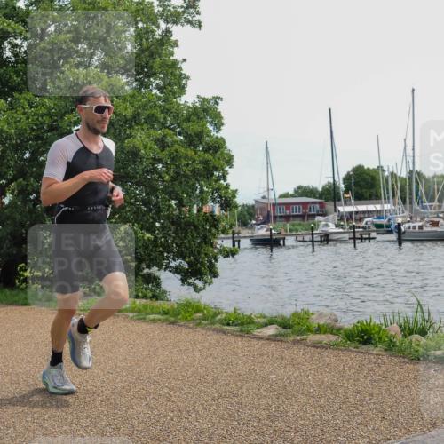 22.06.2025 - Viking Triathlon KatJ http://msf.ph/oto/8127790 22.06.2025 13:49:53 Laufen 233, 455 meine-sportfotos.de