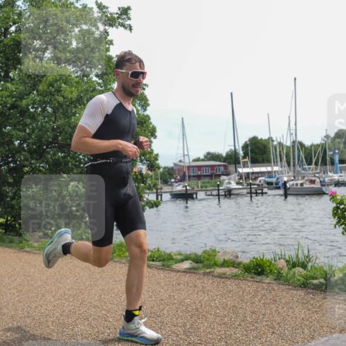 22.06.2025 - Viking Triathlon KatJ http://msf.ph/oto/8127794 22.06.2025 13:49:54 Laufen 127, 233 meine-sportfotos.de