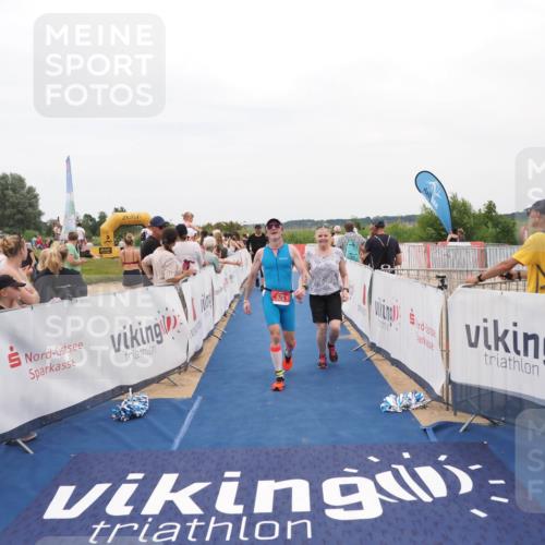 22.06.2025 - Viking Triathlon MichiJ http://msf.ph/oto/8127795 22.06.2025 15:25:13 Ziel 626 meine-sportfotos.de