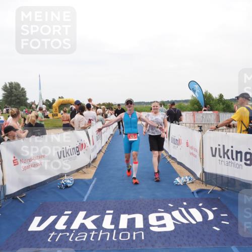 22.06.2025 - Viking Triathlon MichiJ http://msf.ph/oto/8127806 22.06.2025 15:25:13 Ziel 626 meine-sportfotos.de