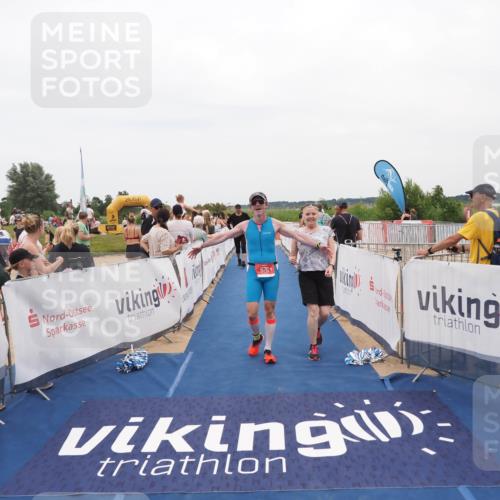 22.06.2025 - Viking Triathlon MichiJ http://msf.ph/oto/8127807 22.06.2025 15:25:13 Ziel 626 meine-sportfotos.de