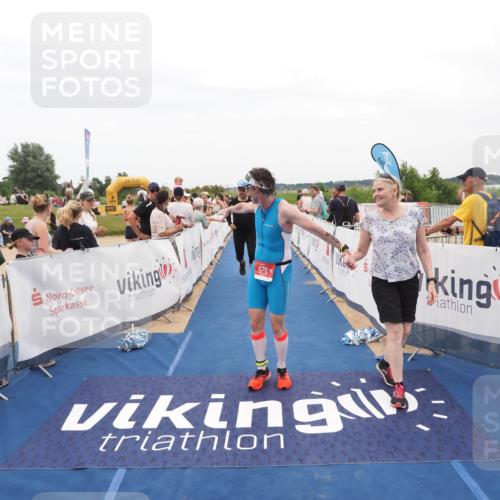 22.06.2025 - Viking Triathlon MichiJ http://msf.ph/oto/8127834 22.06.2025 15:25:15 Ziel 626 meine-sportfotos.de
