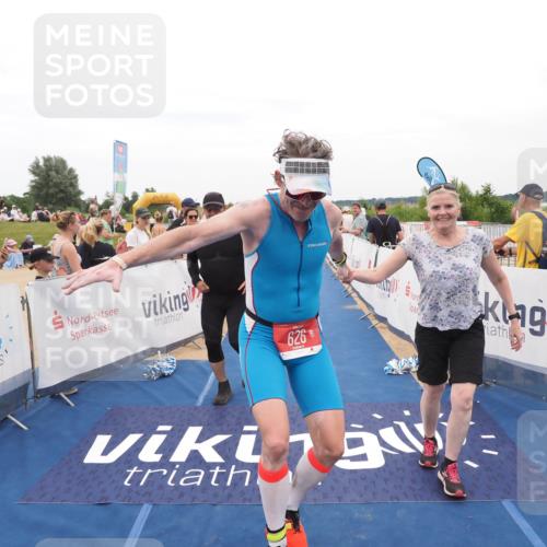 22.06.2025 - Viking Triathlon MichiJ http://msf.ph/oto/8127836 22.06.2025 15:25:17 Ziel 626 meine-sportfotos.de