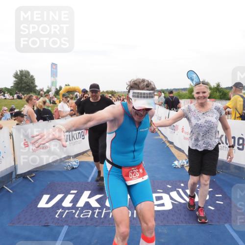 22.06.2025 - Viking Triathlon MichiJ http://msf.ph/oto/8127839 22.06.2025 15:25:17 Ziel 626 meine-sportfotos.de