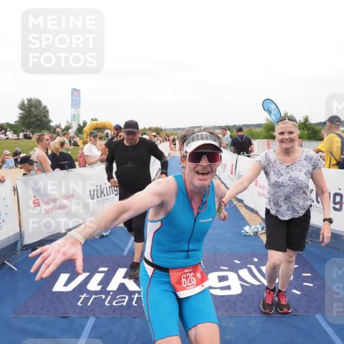 22.06.2025 - Viking Triathlon MichiJ http://msf.ph/oto/8127843 22.06.2025 15:25:17 Ziel 626 meine-sportfotos.de