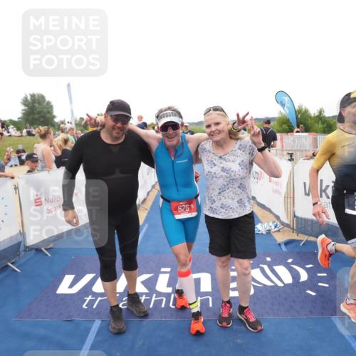 22.06.2025 - Viking Triathlon MichiJ http://msf.ph/oto/8127922 22.06.2025 15:25:26 Ziel 91, 394 meine-sportfotos.de