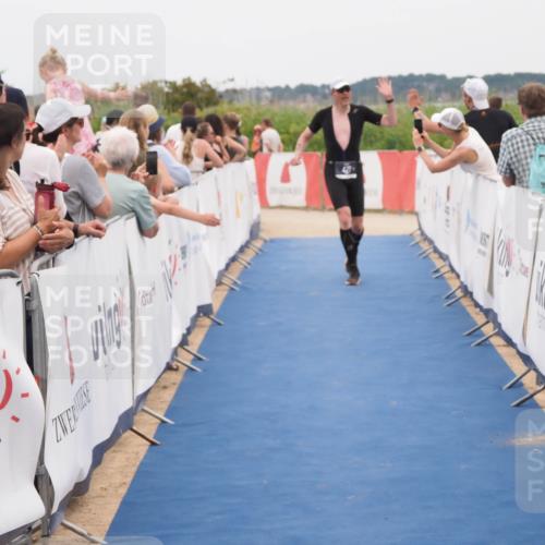 22.06.2025 - Viking Triathlon MichiJ http://msf.ph/oto/8127929 22.06.2025 15:25:41 Ziel 427 meine-sportfotos.de