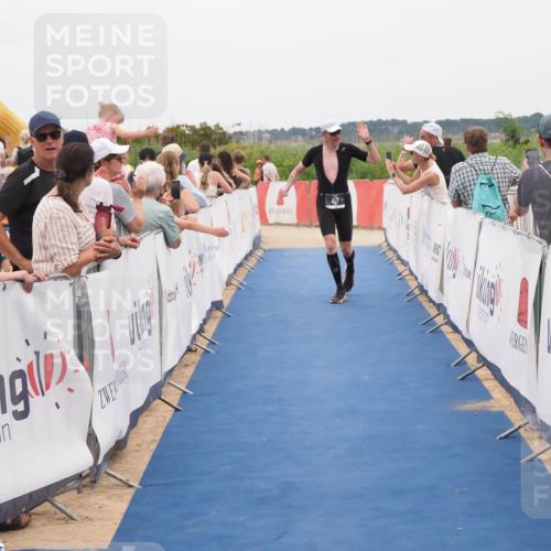 22.06.2025 - Viking Triathlon MichiJ http://msf.ph/oto/8127949 22.06.2025 15:25:41 Ziel 427 meine-sportfotos.de