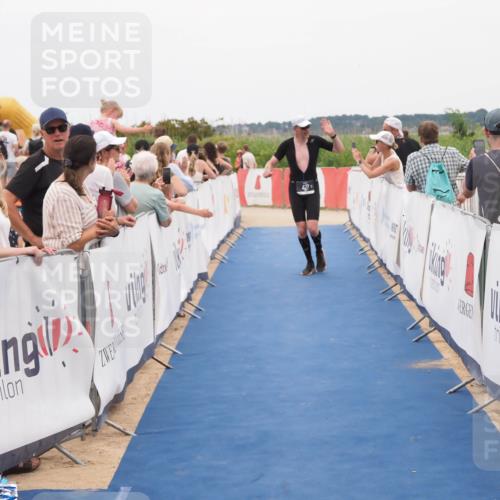 22.06.2025 - Viking Triathlon MichiJ http://msf.ph/oto/8127951 22.06.2025 15:25:42 Ziel 427 meine-sportfotos.de
