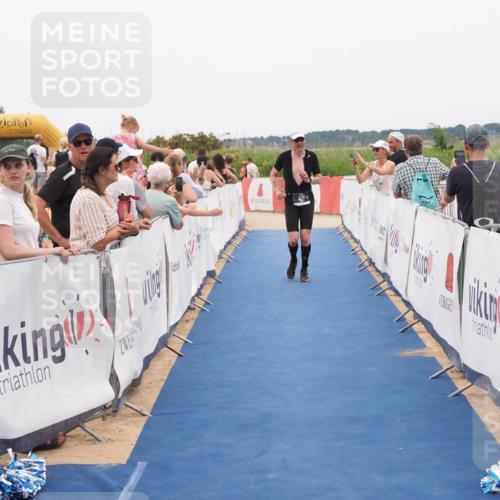 22.06.2025 - Viking Triathlon MichiJ http://msf.ph/oto/8127960 22.06.2025 15:25:42 Ziel 427 meine-sportfotos.de