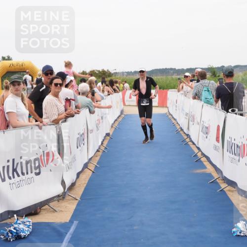 22.06.2025 - Viking Triathlon MichiJ http://msf.ph/oto/8127967 22.06.2025 15:25:42 Ziel 427 meine-sportfotos.de