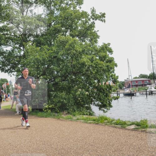 22.06.2025 - Viking Triathlon KatJ http://msf.ph/oto/8127988 22.06.2025 13:51:13 Laufen 38 meine-sportfotos.de