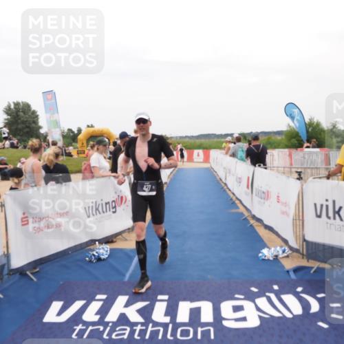 22.06.2025 - Viking Triathlon MichiJ http://msf.ph/oto/8128038 22.06.2025 15:25:45 Ziel 22, 427 meine-sportfotos.de