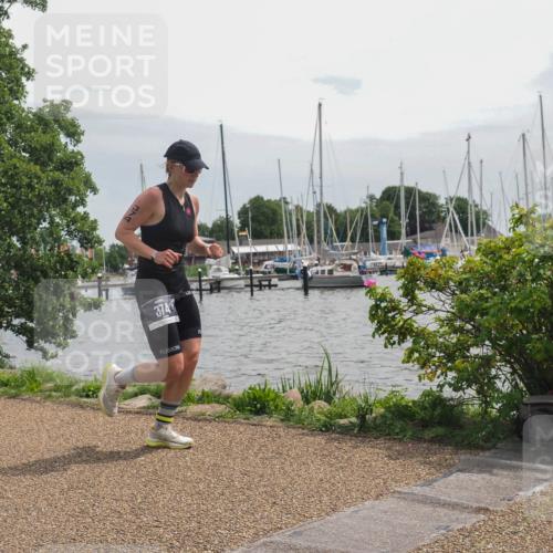 22.06.2025 - Viking Triathlon KatJ http://msf.ph/oto/8128107 22.06.2025 13:51:44 Laufen 374 meine-sportfotos.de