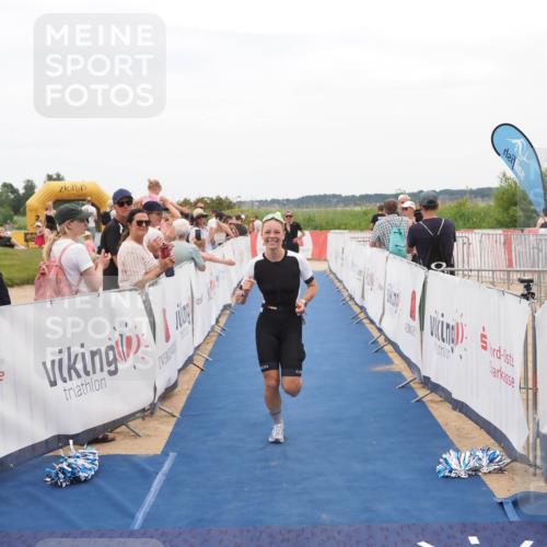 22.06.2025 - Viking Triathlon MichiJ http://msf.ph/oto/8128130 22.06.2025 15:25:52 Ziel 22, 44, 343 meine-sportfotos.de