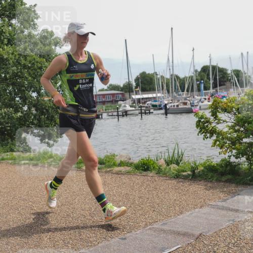 22.06.2025 - Viking Triathlon KatJ http://msf.ph/oto/8128133 22.06.2025 13:51:49 Laufen 636 meine-sportfotos.de