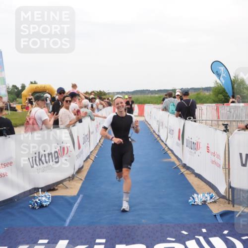 22.06.2025 - Viking Triathlon MichiJ http://msf.ph/oto/8128137 22.06.2025 15:25:52 Ziel 22, 44, 343 meine-sportfotos.de