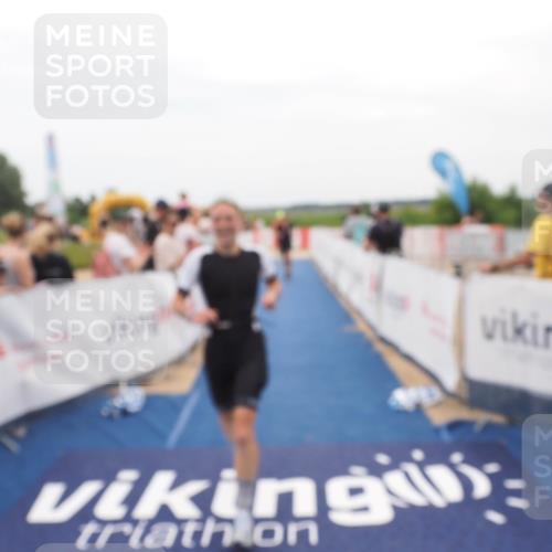22.06.2025 - Viking Triathlon MichiJ http://msf.ph/oto/8128152 22.06.2025 15:25:53 Ziel 22, 44, 343 meine-sportfotos.de