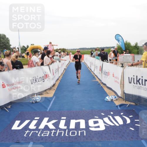 22.06.2025 - Viking Triathlon MichiJ http://msf.ph/oto/8128171 22.06.2025 15:25:55 Ziel 22, 44, 343 meine-sportfotos.de