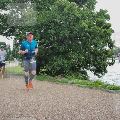 22.06.2025 - Viking Triathlon KatJ http://msf.ph/oto/8128173 22.06.2025 15:36:03 Laufen 363, 459 meine-sportfotos.de
