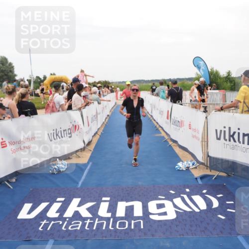 22.06.2025 - Viking Triathlon MichiJ http://msf.ph/oto/8128191 22.06.2025 15:25:55 Ziel 22, 44, 343 meine-sportfotos.de