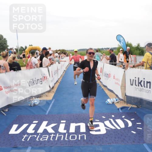 22.06.2025 - Viking Triathlon MichiJ http://msf.ph/oto/8128207 22.06.2025 15:25:56 Ziel 22, 44, 343 meine-sportfotos.de