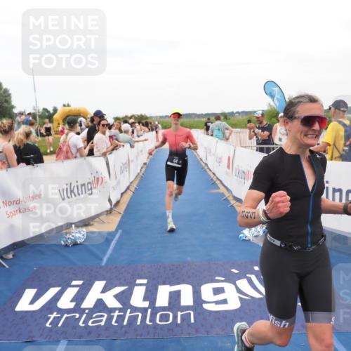 22.06.2025 - Viking Triathlon MichiJ http://msf.ph/oto/8128223 22.06.2025 15:25:57 Ziel 44, 343 meine-sportfotos.de