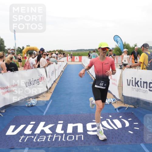 22.06.2025 - Viking Triathlon MichiJ http://msf.ph/oto/8128241 22.06.2025 15:25:57 Ziel 44, 343 meine-sportfotos.de