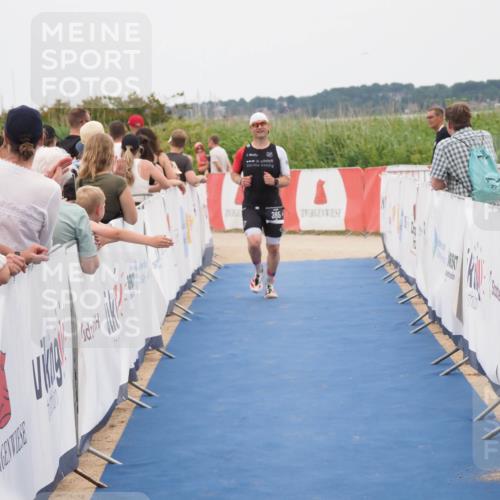22.06.2025 - Viking Triathlon MichiJ http://msf.ph/oto/8128250 22.06.2025 15:26:35 Ziel 385 meine-sportfotos.de