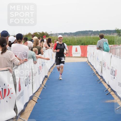 22.06.2025 - Viking Triathlon MichiJ http://msf.ph/oto/8128279 22.06.2025 15:26:36 Ziel 385 meine-sportfotos.de