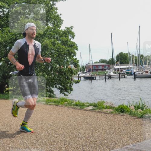 22.06.2025 - Viking Triathlon KatJ http://msf.ph/oto/8128292 22.06.2025 13:52:23 Laufen 215, 393 meine-sportfotos.de