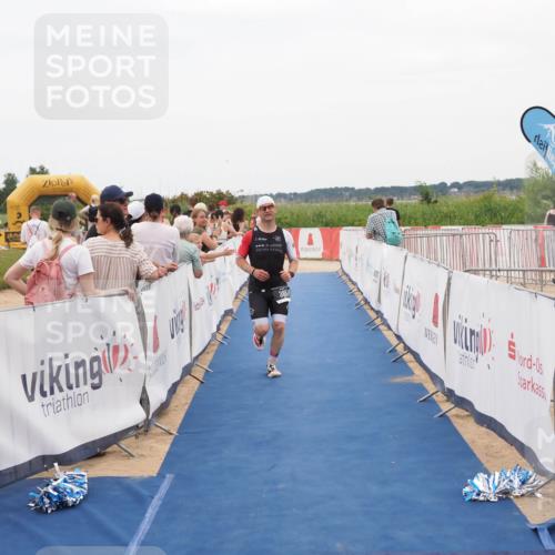 22.06.2025 - Viking Triathlon MichiJ http://msf.ph/oto/8128313 22.06.2025 15:26:38 Ziel 385 meine-sportfotos.de