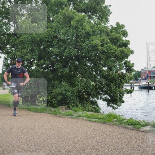 22.06.2025 - Viking Triathlon KatJ http://msf.ph/oto/8128327 22.06.2025 15:36:24 Laufen 191 meine-sportfotos.de
