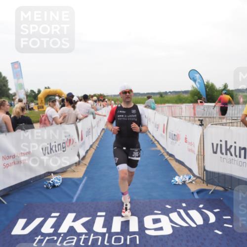 22.06.2025 - Viking Triathlon MichiJ http://msf.ph/oto/8128352 22.06.2025 15:26:39 Ziel 220, 385 meine-sportfotos.de