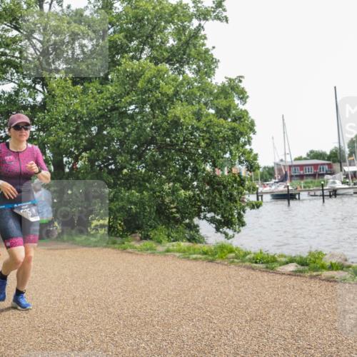 22.06.2025 - Viking Triathlon KatJ http://msf.ph/oto/8128365 22.06.2025 13:52:38 Laufen 525, 529 meine-sportfotos.de