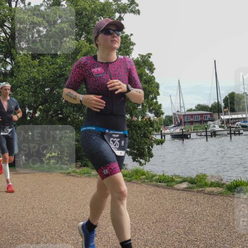 22.06.2025 - Viking Triathlon KatJ http://msf.ph/oto/8128370 22.06.2025 13:52:39 Laufen 525, 529 meine-sportfotos.de