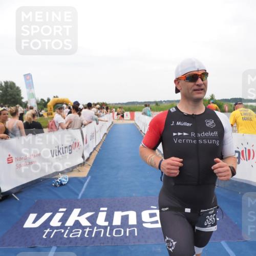 22.06.2025 - Viking Triathlon MichiJ http://msf.ph/oto/8128372 22.06.2025 15:26:40 Ziel 220, 385 meine-sportfotos.de