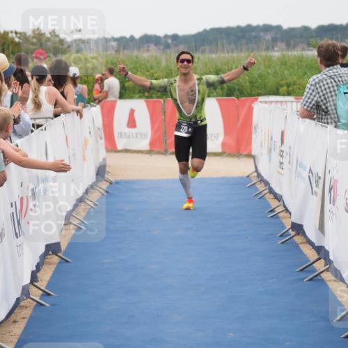 22.06.2025 - Viking Triathlon MichiJ http://msf.ph/oto/8128377 22.06.2025 15:26:42 Ziel 220, 385 meine-sportfotos.de