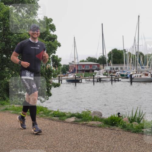22.06.2025 - Viking Triathlon KatJ http://msf.ph/oto/8128392 22.06.2025 15:36:26 Laufen 191 meine-sportfotos.de