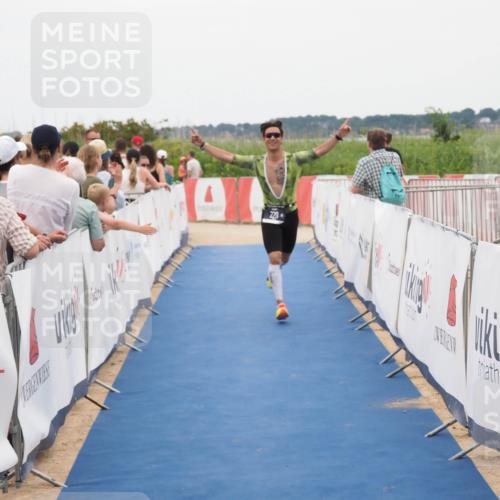 22.06.2025 - Viking Triathlon MichiJ http://msf.ph/oto/8128413 22.06.2025 15:26:44 Ziel 220 meine-sportfotos.de
