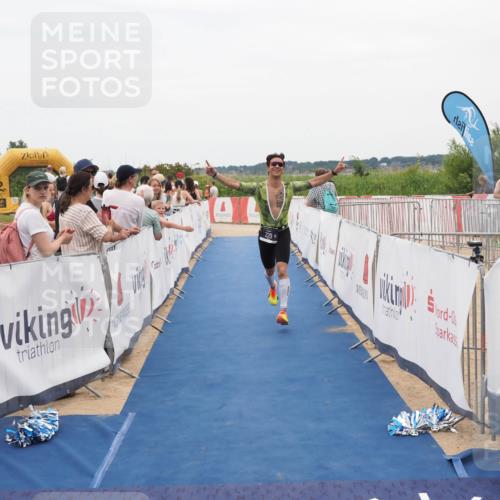 22.06.2025 - Viking Triathlon MichiJ http://msf.ph/oto/8128441 22.06.2025 15:26:45 Ziel 220 meine-sportfotos.de
