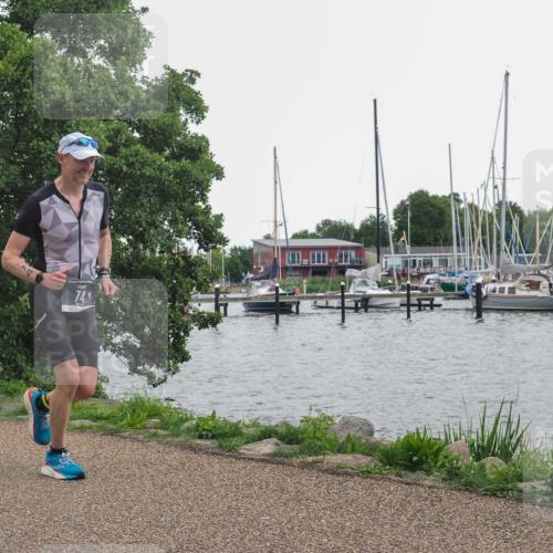 22.06.2025 - Viking Triathlon KatJ http://msf.ph/oto/8128451 22.06.2025 15:37:04 Laufen 74 meine-sportfotos.de