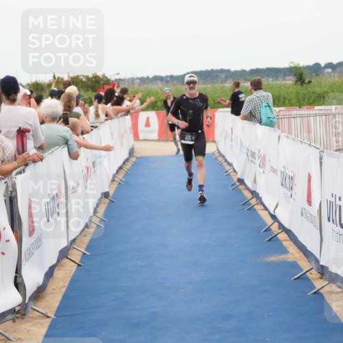 22.06.2025 - Viking Triathlon MichiJ http://msf.ph/oto/8128652 22.06.2025 15:27:07 Ziel 375 meine-sportfotos.de