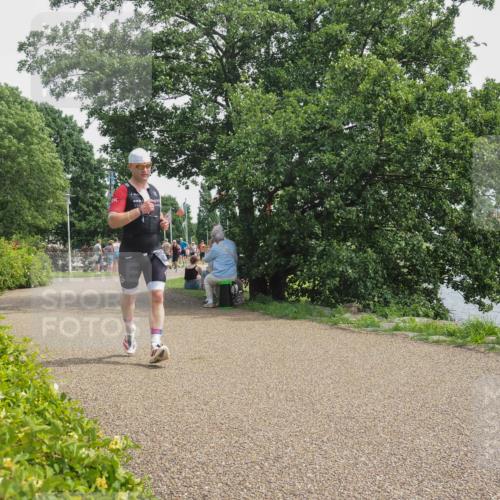 22.06.2025 - Viking Triathlon KatJ http://msf.ph/oto/8128653 22.06.2025 13:53:46 Laufen 385 meine-sportfotos.de
