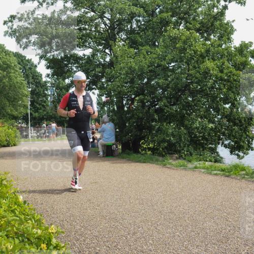 22.06.2025 - Viking Triathlon KatJ http://msf.ph/oto/8128659 22.06.2025 13:53:47 Laufen 385 meine-sportfotos.de