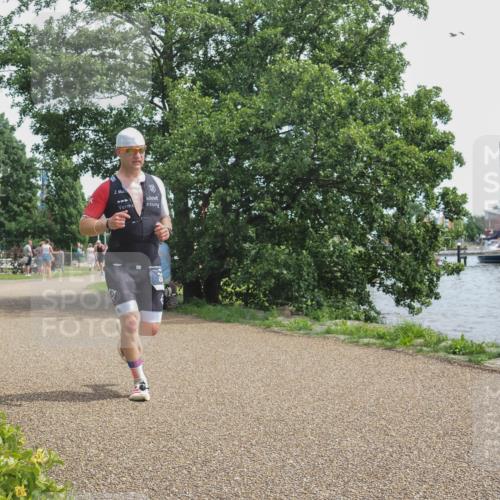 22.06.2025 - Viking Triathlon KatJ http://msf.ph/oto/8128667 22.06.2025 13:53:47 Laufen 385 meine-sportfotos.de