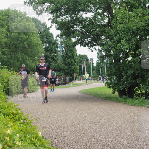 22.06.2025 - Viking Triathlon KatJ http://msf.ph/oto/8128684 22.06.2025 15:38:35 Laufen 133 meine-sportfotos.de