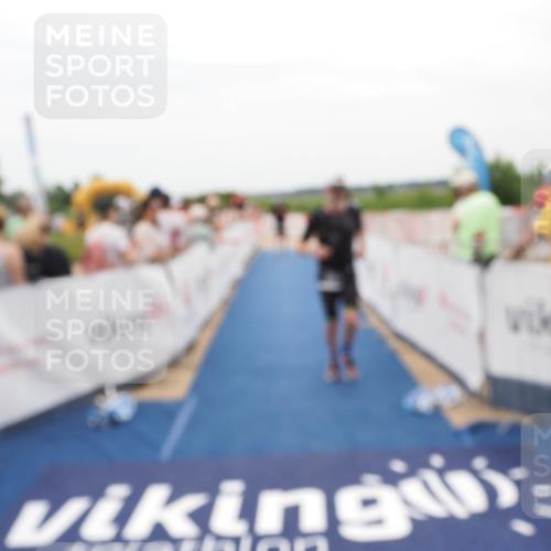 22.06.2025 - Viking Triathlon MichiJ http://msf.ph/oto/8128704 22.06.2025 15:27:09 Ziel 370, 375 meine-sportfotos.de