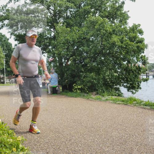 22.06.2025 - Viking Triathlon KatJ http://msf.ph/oto/8128714 22.06.2025 13:54:06 Laufen 333 meine-sportfotos.de