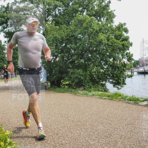22.06.2025 - Viking Triathlon KatJ http://msf.ph/oto/8128719 22.06.2025 13:54:07 Laufen 333 meine-sportfotos.de